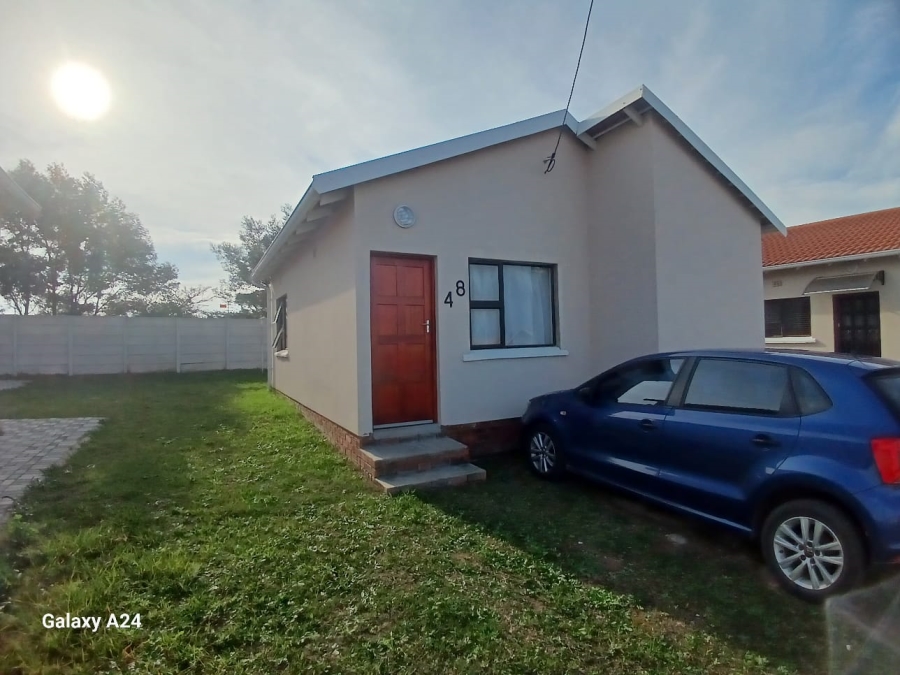2 Bedroom Property for Sale in Graceland Eastern Cape